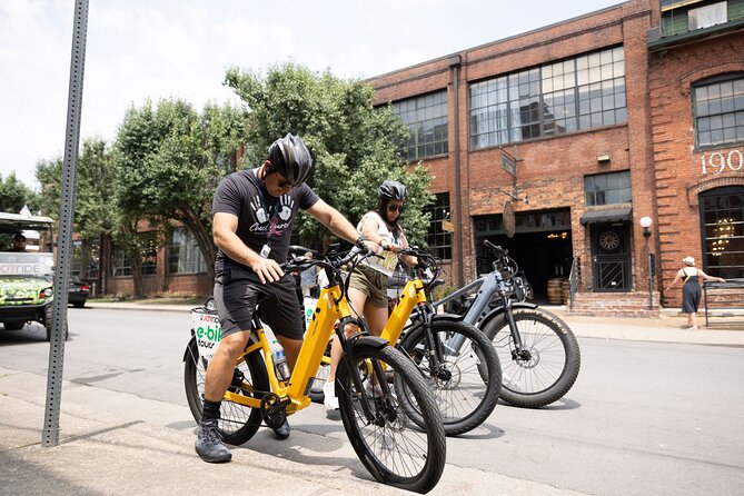2-Hour Guided E-Bicycle Sightseeing Tour of Nashville - How the e-bike, helmet, and headsets set you up for a smooth ride