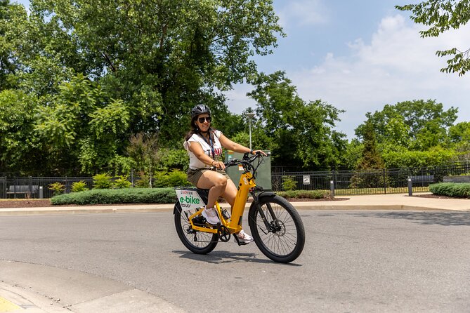 2-Hour Guided E-Bicycle Sightseeing Tour of Nashville - John Seigenthaler Pedestrian Bridge: the skyline moment you’ll remember