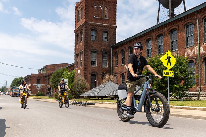 2-Hour Guided E-Bicycle Sightseeing Tour of Nashville - Riverfront Park and stadium views: Tennessee Titans and more