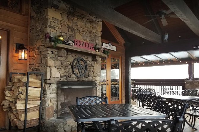 Arrington Vineyard Winery Round-Trip Shuttle Transportation from Nashville - The Transport Part: Premium Van, Friendly Drivers, and Practical Comfort