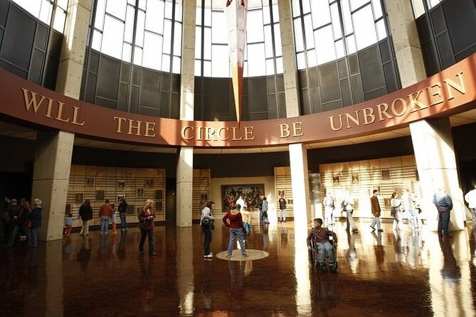 Before-Open Guided Tour & Admission to Country Music Hall of Fame - What You’ll See: Instruments, Stagewear, and Storytelling That Adds Up