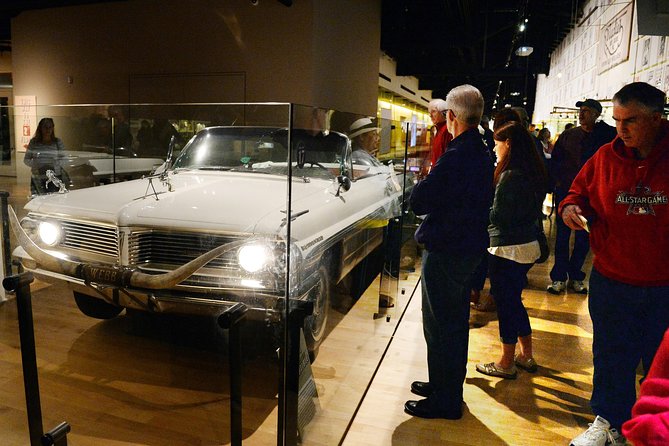 Before-Open Guided Tour & Admission to Country Music Hall of Fame - The Guide Experience: Clear, Pleasant, and Built for Understanding