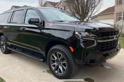Best Nashville limo service and airport Transportation- Departure - Meeting the Driver: Mobile Ticket and a 24/7 Service Window