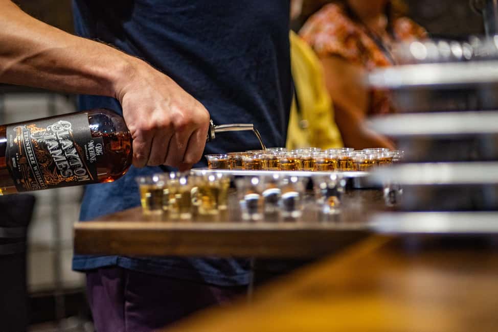 Bourbon & Blood A Tennessee Whiskey History & Tasting Tour - What you actually taste: curated pours plus an end-flight at Standard Proof