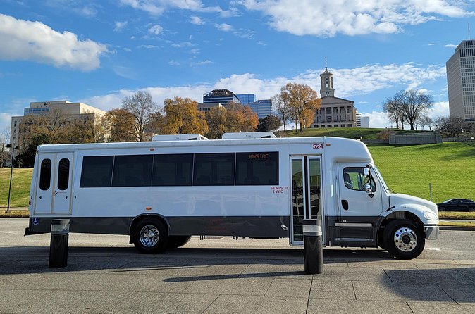 Explore Nashville by Bus with Ryman & Country Music Hall of Fame Upgrade Option - Tour comfort: what a max 38-person bus day feels like