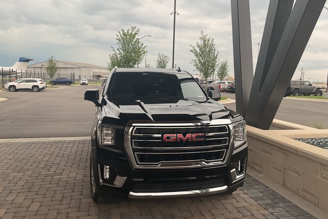 First class limo in Nashville, Tennessee luxury car - Communication and Timing: Why Clear Pickup Matters in Nashville