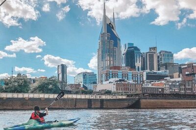 Kayak Scavenger Hunt in Downtown Nashville - Meeting at Victory Ave and getting geared up fast