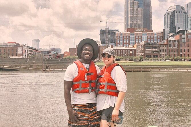 Kayak Scavenger Hunt in Downtown Nashville - Gear included: kayak, life jacket, and phone protection