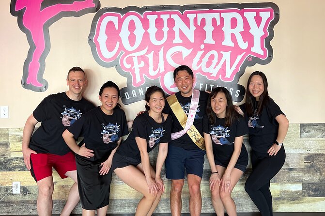 Line Dance Lesson in Nashville: Country Fusion Class - How the lesson runs: sound system, practice time, and mixed-level attention