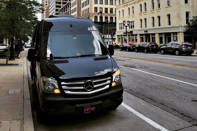 Nashville Airport Private Transportation for 6-13 Passengers - Hotel-to-Airport Timing: The 10-Minute Head Start