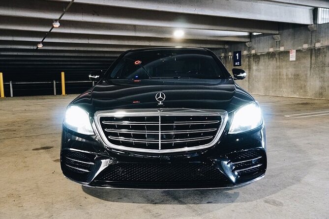 Nashville Arrival Private Transportation from Airport to Hotel - Who should book this transfer, and who might want another option?