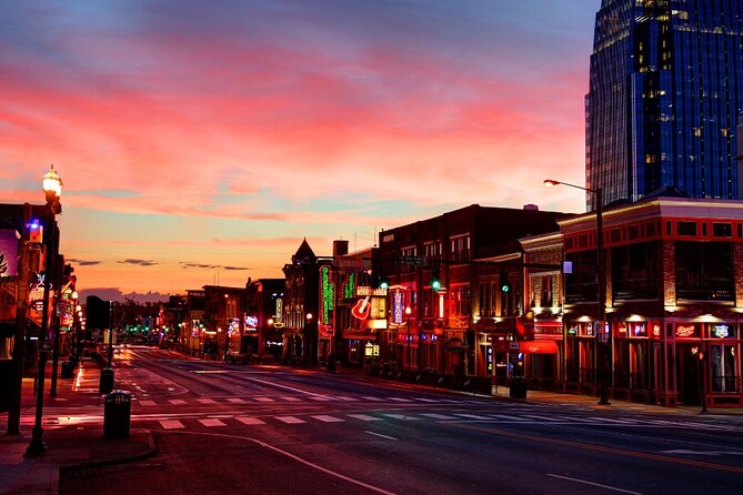 Nashville Carnage and Chaos Ghost Tour - The pacing: not interactive, but still fun if you listen