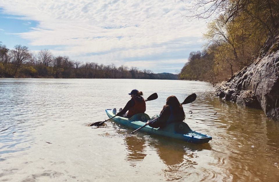 Nashville: Downtown Kayak Rental with Shuttle - Meeting at 2 Victory Ave: find the right place fast