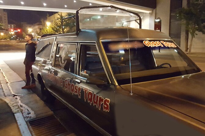 Nashville Haunted Hearse Ghost Tour 1 Hour Shared - Guide Style, Humor, and How Scary It Feels