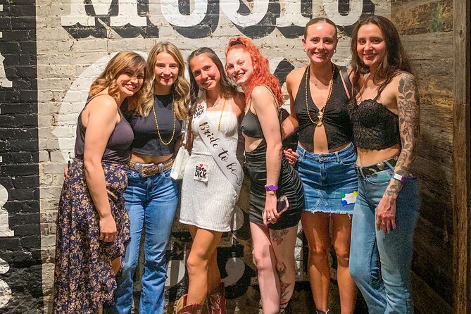 Nashville Live Music Bar Crawl with Local Venues & Drink Specials - Guide Power: How a Local Turns a Walk Into a Story