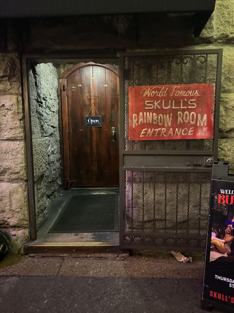 Nashville Lost Spirits: Murder True Crime Haunted Pub Crawl - Stop-by-stop: how the night unfolds at haunted bars