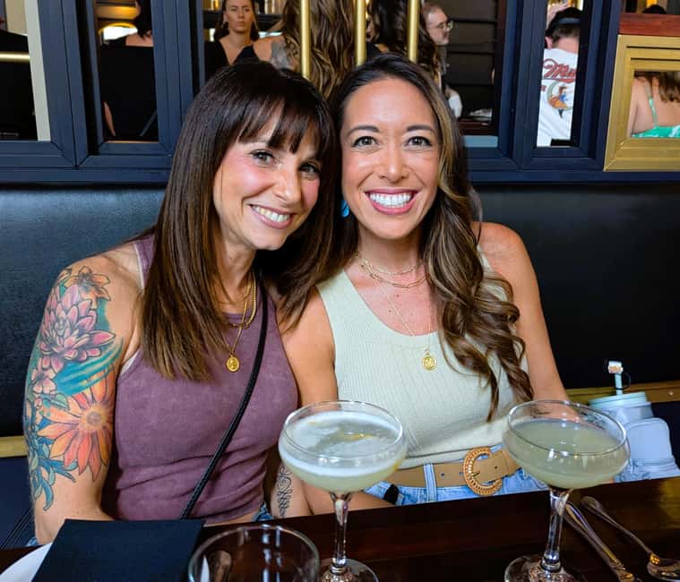 Nashville: Prohibition Cocktail Crawl – Speakeasy Scandals - The guide makes or breaks it: Dean and Drew set the tone with stories and slang