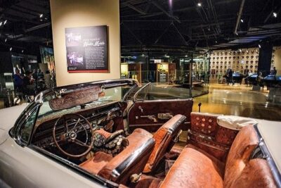 Nashville RCA Studio B & Country Music Hall of Fame Ticket Combo - Start at the museum: where country music’s icons turn physical
