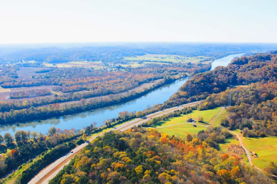 Nashville: River and Nature Tour - John Tune Airport: start fast, stay simple