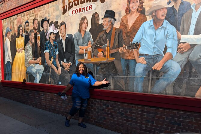 Nashville Scenic Tour Up Close - Stop 1: Country Music Hall of Fame and Museum gets you oriented