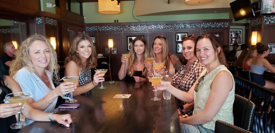 Nashville: Sip n' Shop Guided Walking Tour - Complimentary Drinks and Appetizers: How to Think About the Value