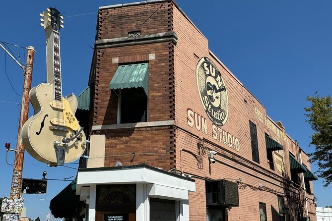 Nashville to Graceland Sun Studios Beale Tour Tickets Included - Snacks, Soda, and the Included Drinks on a Long Ride
