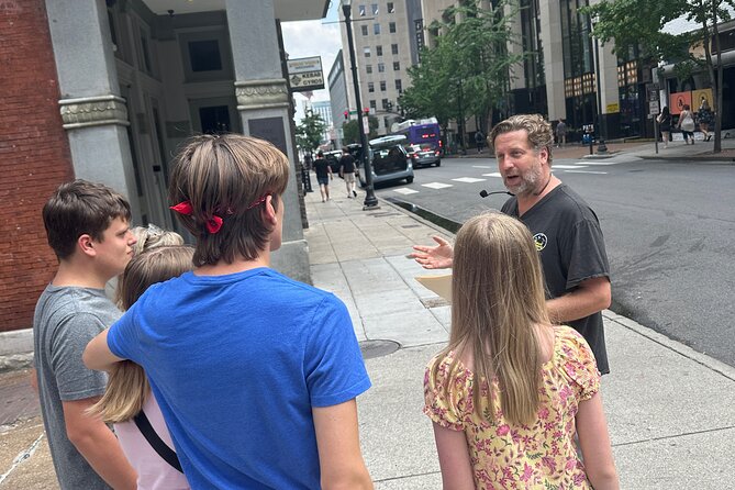 Nashville True Crime Walking Guided Tour - Stop 2: Municipal Courthouse and the serial killer brought to justice