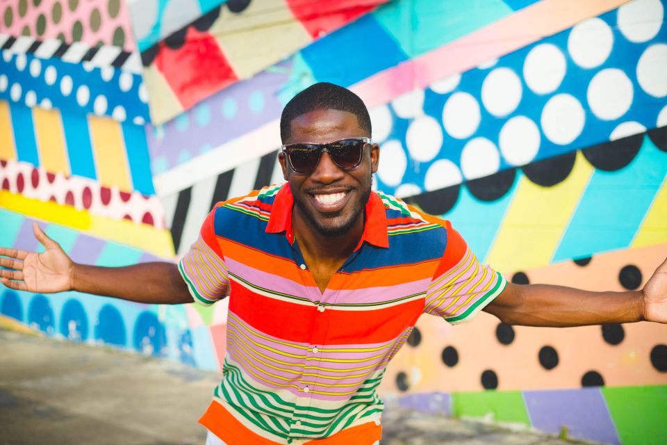 Nashville: Walking Tour and Photoshoot in The Gulch - Murals and What Lifts You Wings: The Photo Stops That Do the Work