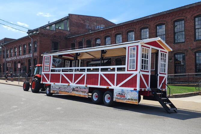 Night-Time Hayride Sightseeing Tractor Tour of Nashville - FAQ