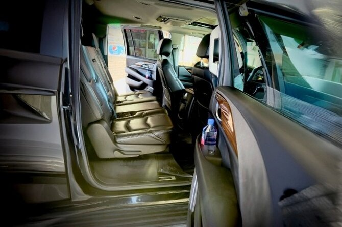 Private Luxe Transfer - What You’re Really Buying: Private SUV Comfort for Up to Six