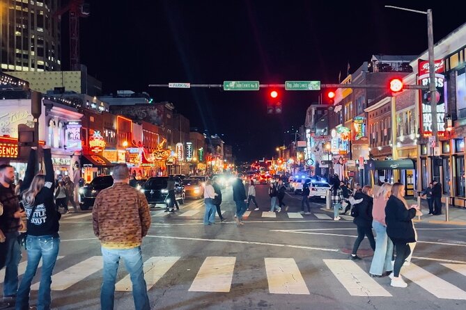 Private Nashville Tour for up to 7 passengers - Price and Value Check: When $200 per Group Makes Sense