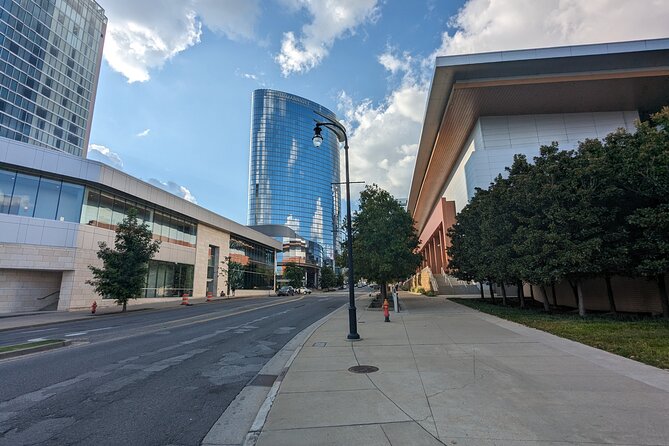 Self Guided Adventure Game Walking Tour - Start at 100 Demonbreun St and Plan for an Easy Loop