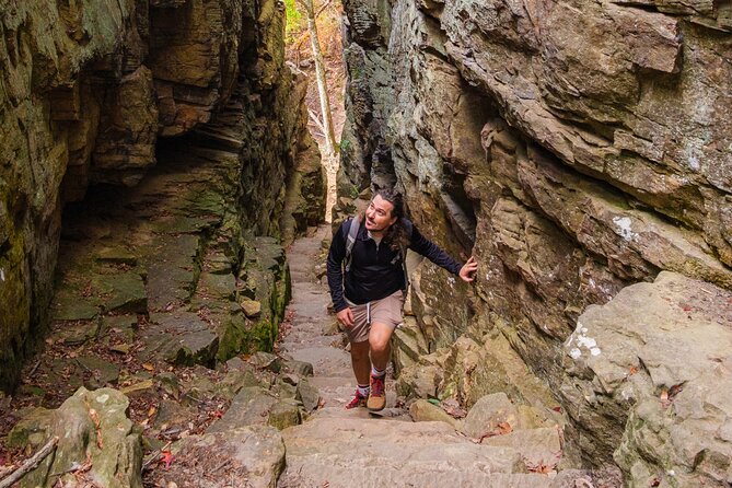 Tennessee Fall Colors Hiking Tour - From Omni Nashville to the State Parks: How the Day Really Moves