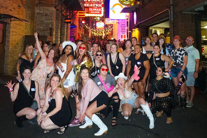 VIP Bar and Club Crawl in Nashville - Guides make the crawl feel safe, not just fast